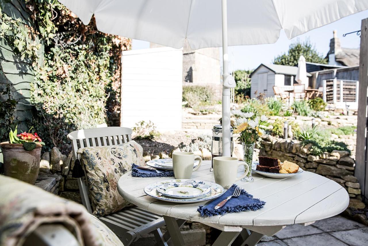 The Cottage And The Nook Gretton  Экстерьер фото
