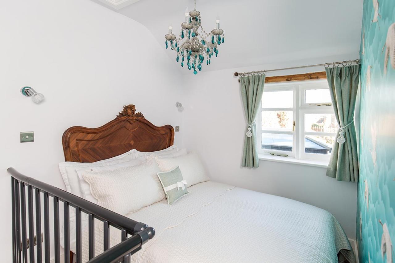 The Cottage And The Nook Gretton  Экстерьер фото