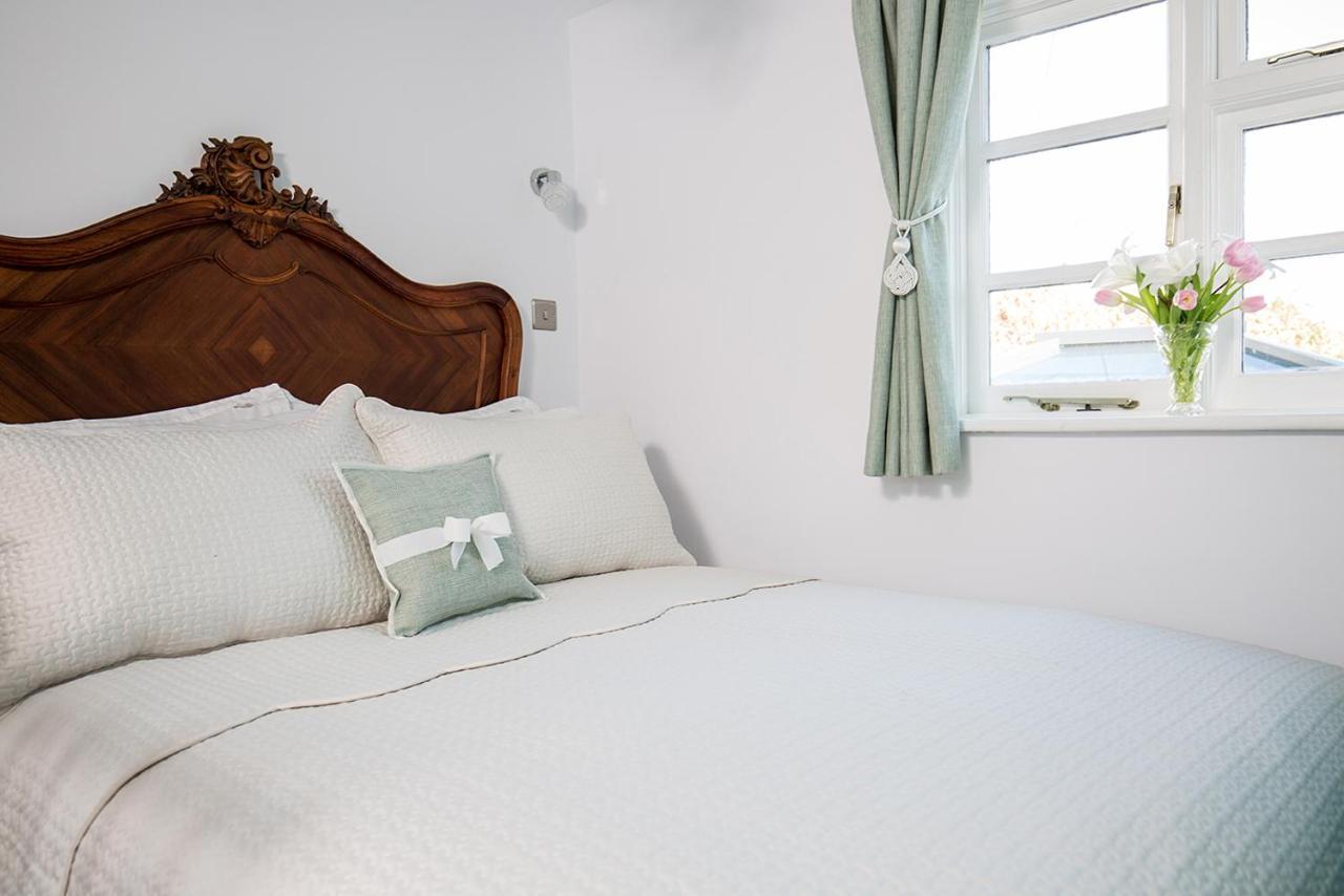 The Cottage And The Nook Gretton  Экстерьер фото