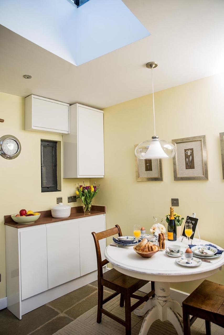The Cottage And The Nook Gretton  Экстерьер фото